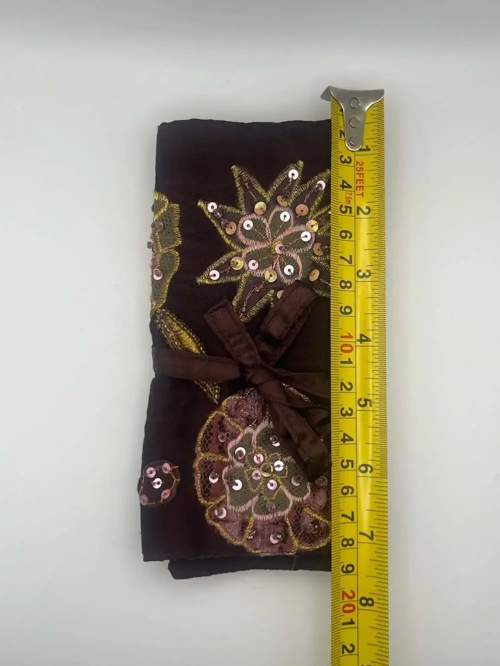Vintage Embroidered Floral Beaded Jewelry Travel Roll Organizer (A